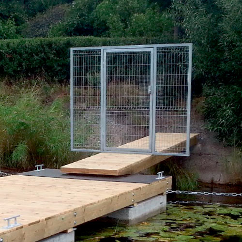 Boardwalk safety gate